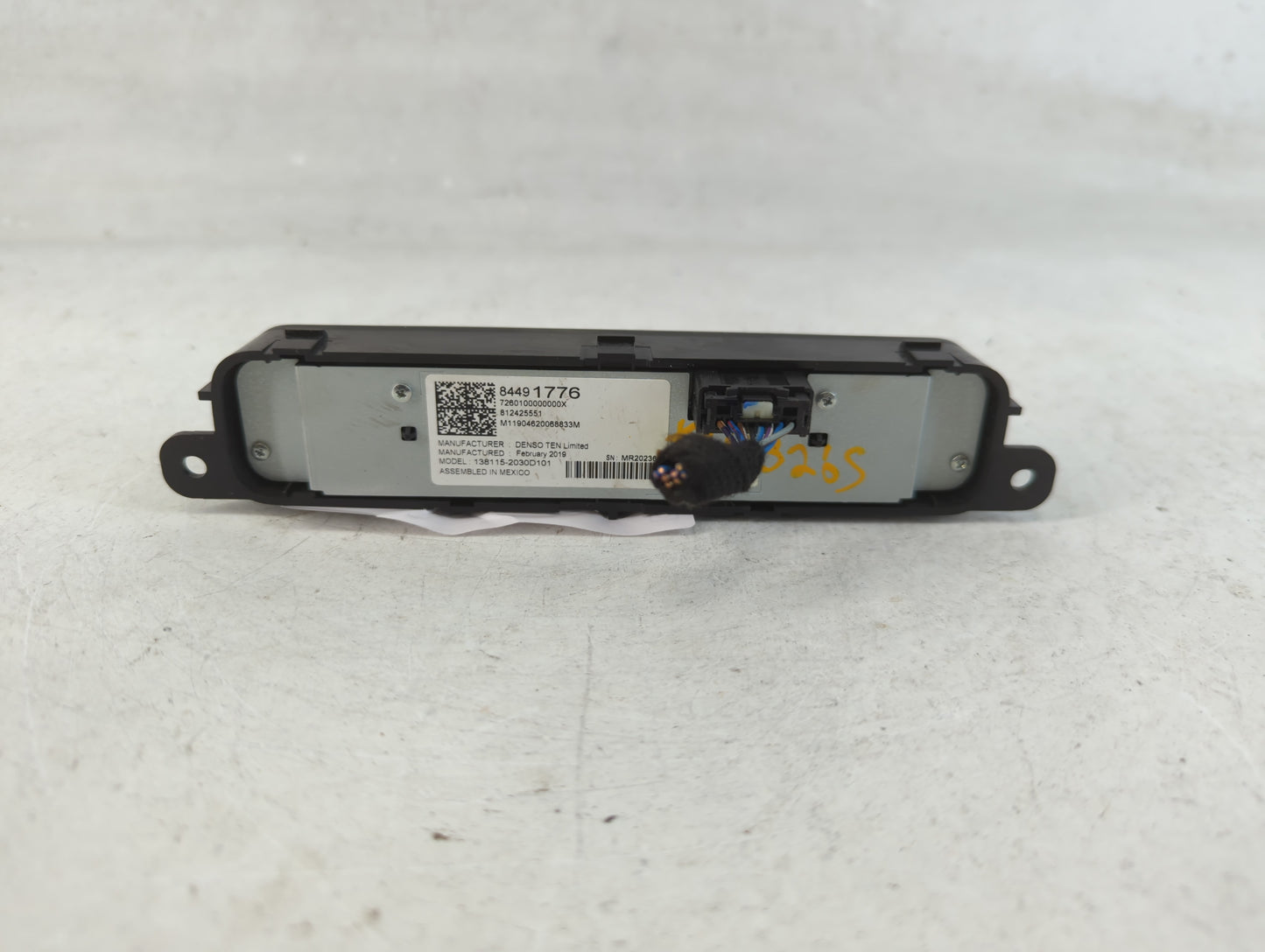 2018-2021 Gmc Terrain Radio AM FM Cd Player Receiver Replacement P/N:84491776 Fits Fits 2018 2019 2020 2021 OEM Used Auto Pa