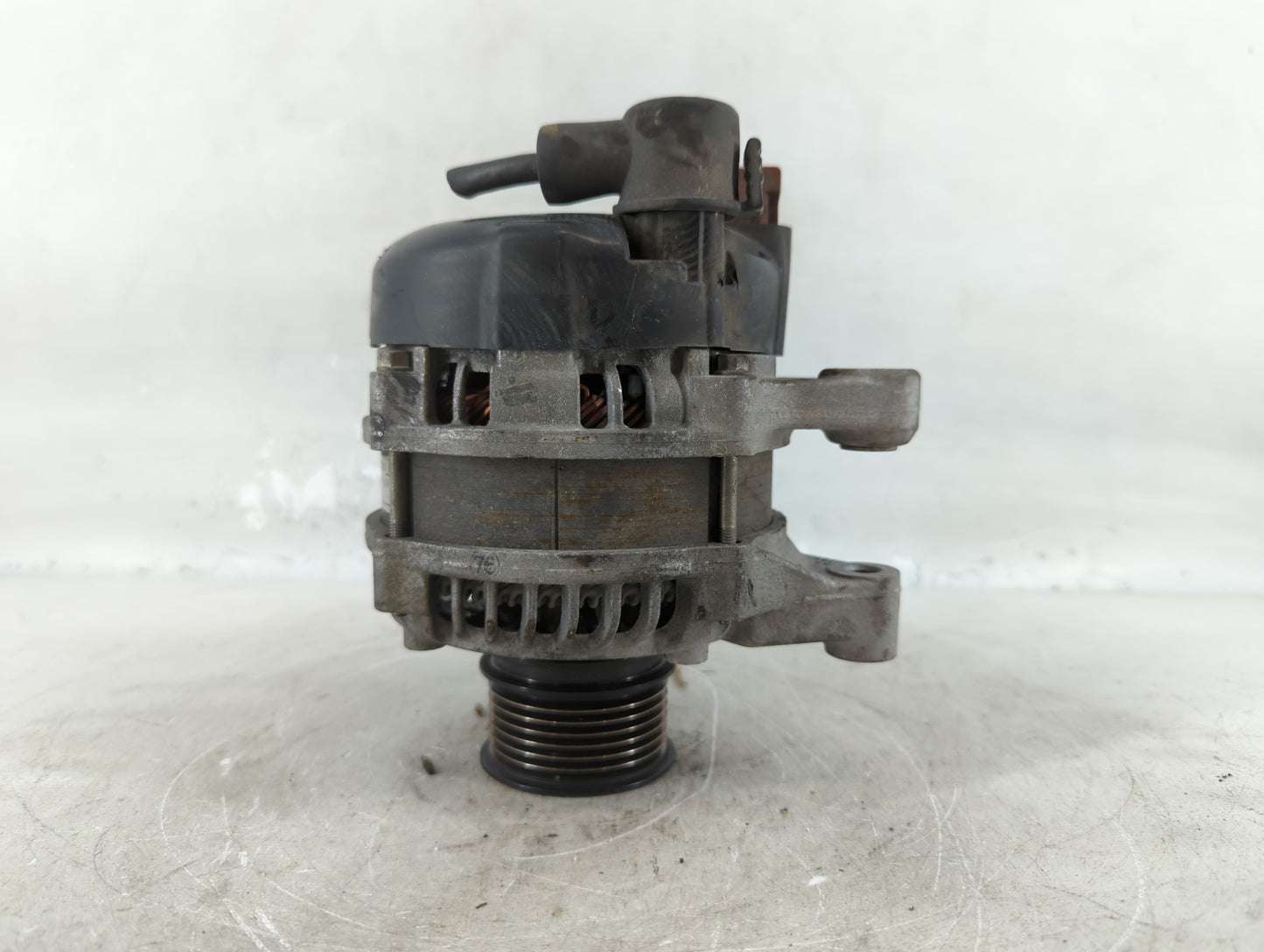 2018-2022 Honda Accord Alternator Replacement Generator Charging Assembly Engine OEM P/N:104211-4340 Fits OEM Used Auto Part