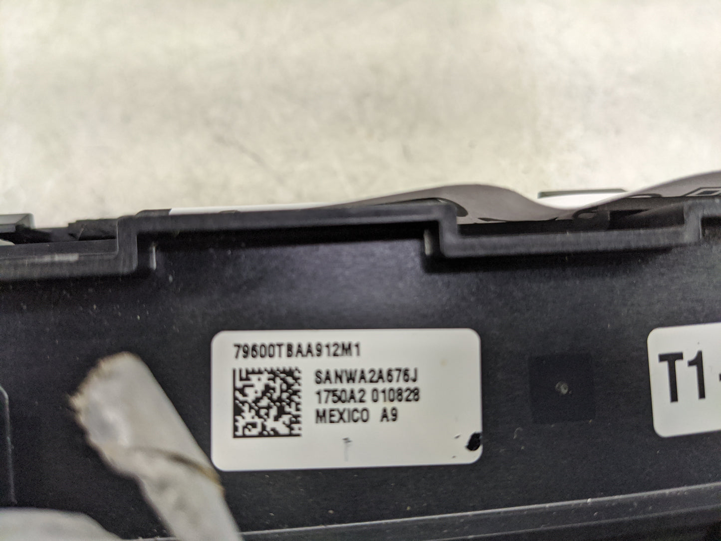 2016-2021 Honda Civic Climate Control Module Temperature AC/Heater Replacement P/N:T9500TBAA912M1 Fits OEM Used Auto Parts -