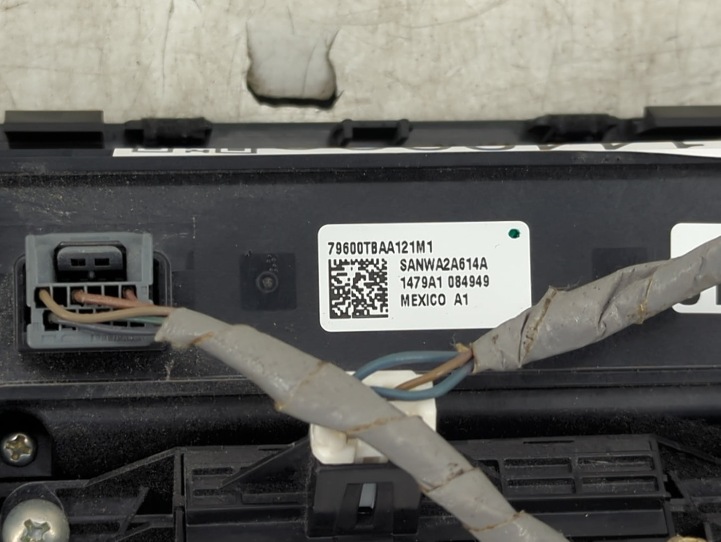 2016-2021 Honda Civic Climate Control Module Temperature AC/Heater Replacement P/N:79600TBAA121M1 SANWA2A614A Fits OEM Used