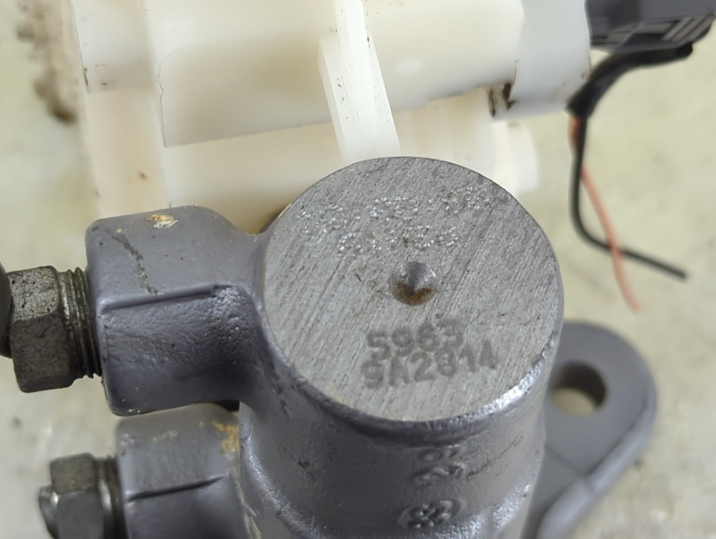 2016-2021 Honda Civic Brake Master Cylinder 1490649 - Oemusedautoparts1.com