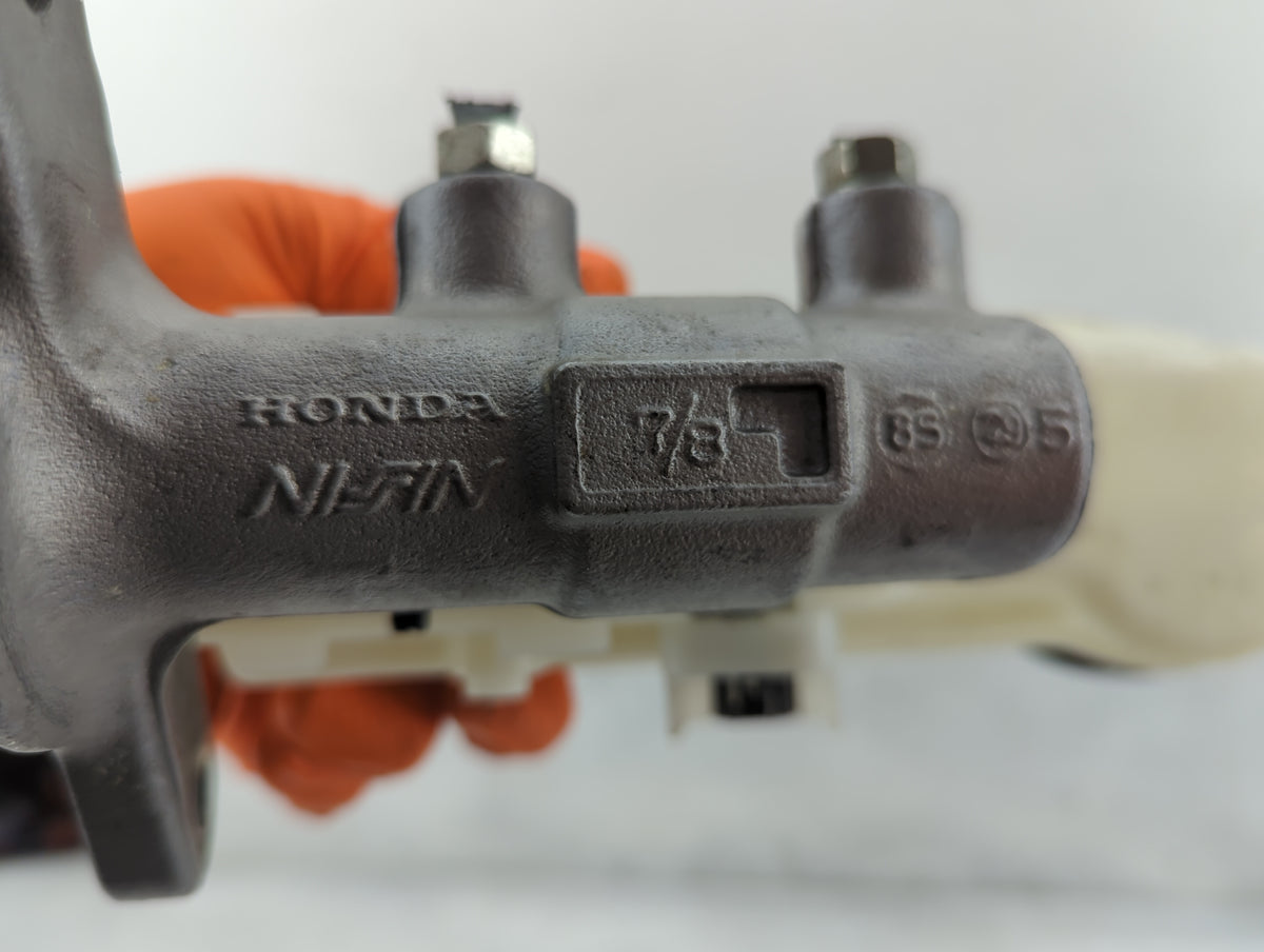 2017-2021 Honda Civic Brake Master Cylinder 1498448 - Oemusedautoparts1.com