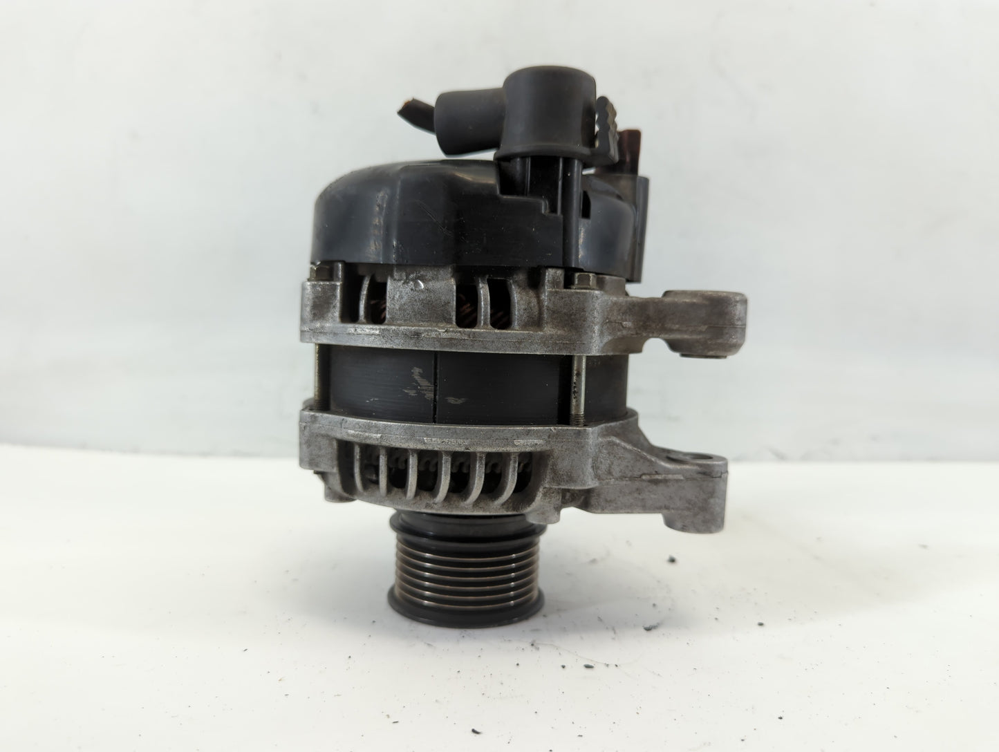 2017-2022 Honda Civic Alternator Replacement Generator Charging Assembly Engine OEM P/N:104211-4340 Fits OEM Used Auto Parts