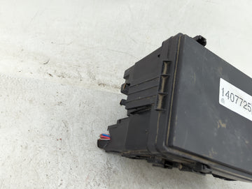 2017-2022 Honda Cr-V Fusebox Fuse Box Panel Relay Module P/N:TLA A01 A0 Fits Fits 2017 2018 2019 2020 2021 2022 OEM Used Auto Parts