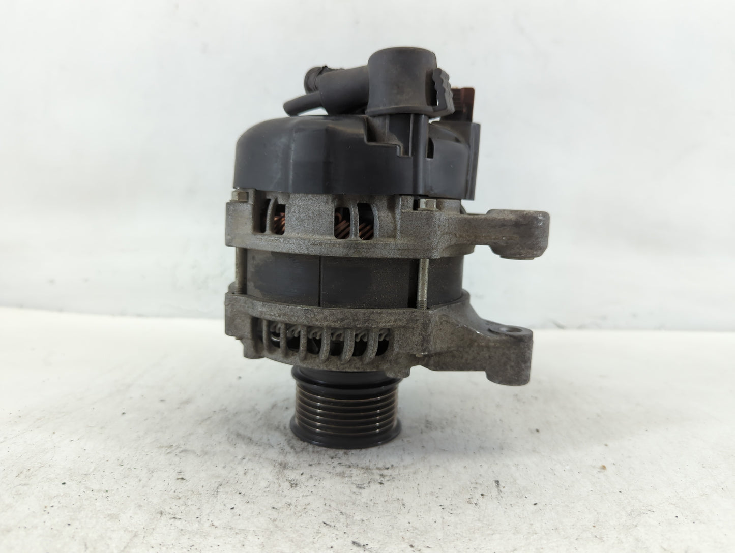 2020-2022 Honda Cr-V Alternator Replacement Generator Charging Assembly Engine OEM P/N:104211-4340 Fits OEM Used Auto Parts