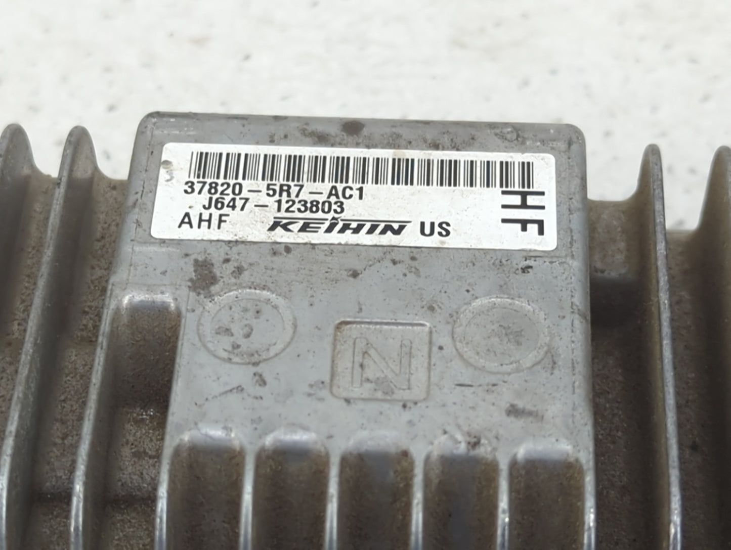 2018-2019 Honda Fit PCM Engine Control Computer ECU ECM PCU OEM P/N:37820-5R7-AC1 J647-123803 Fits Fits 2018 2019 OEM Used A