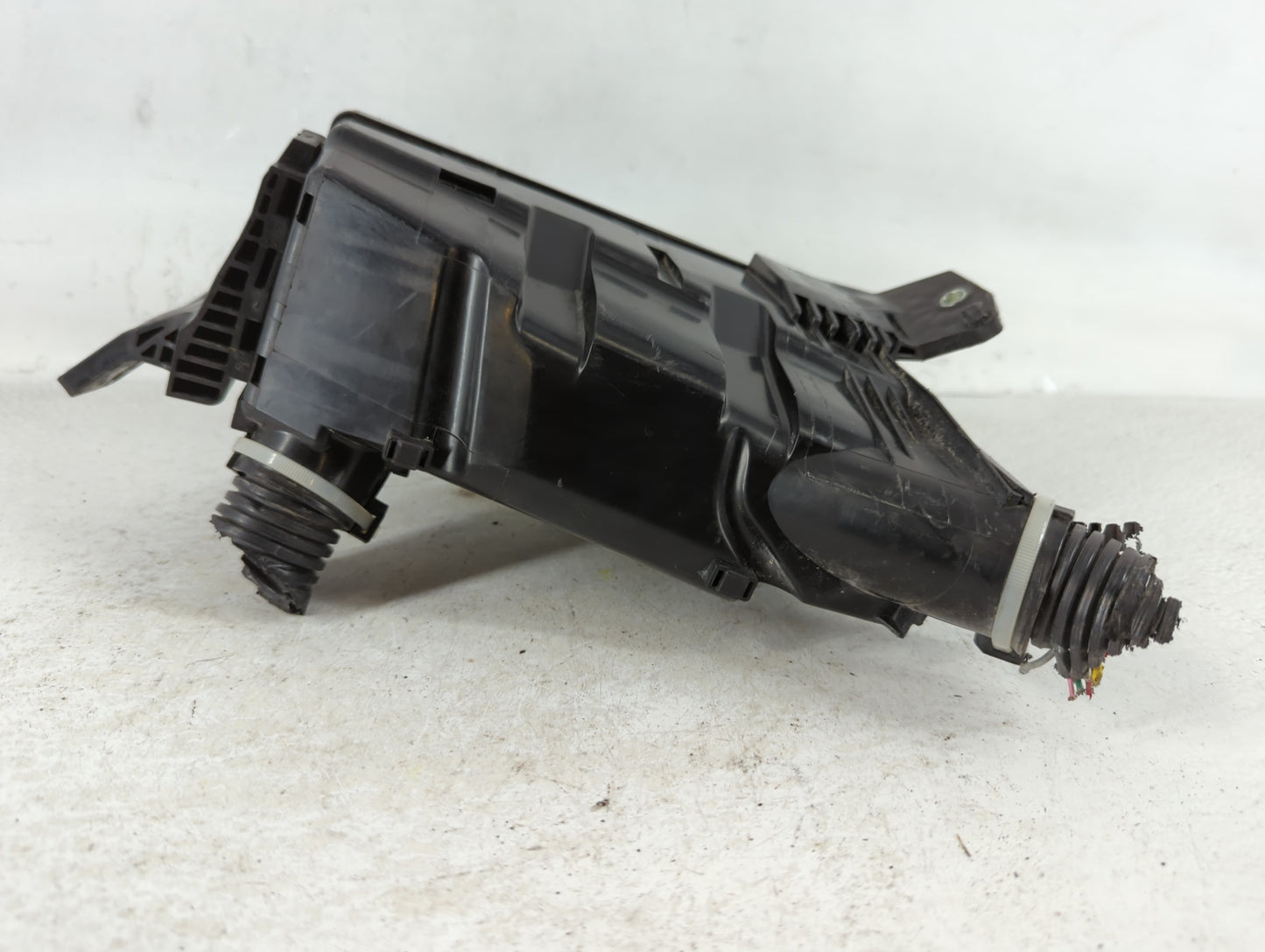 2019 Honda Hr-V Fusebox Fuse Box Panel Relay Module P/N:T7A-A11 4063 Fits OEM Used Auto Parts - Oemusedautoparts1.com