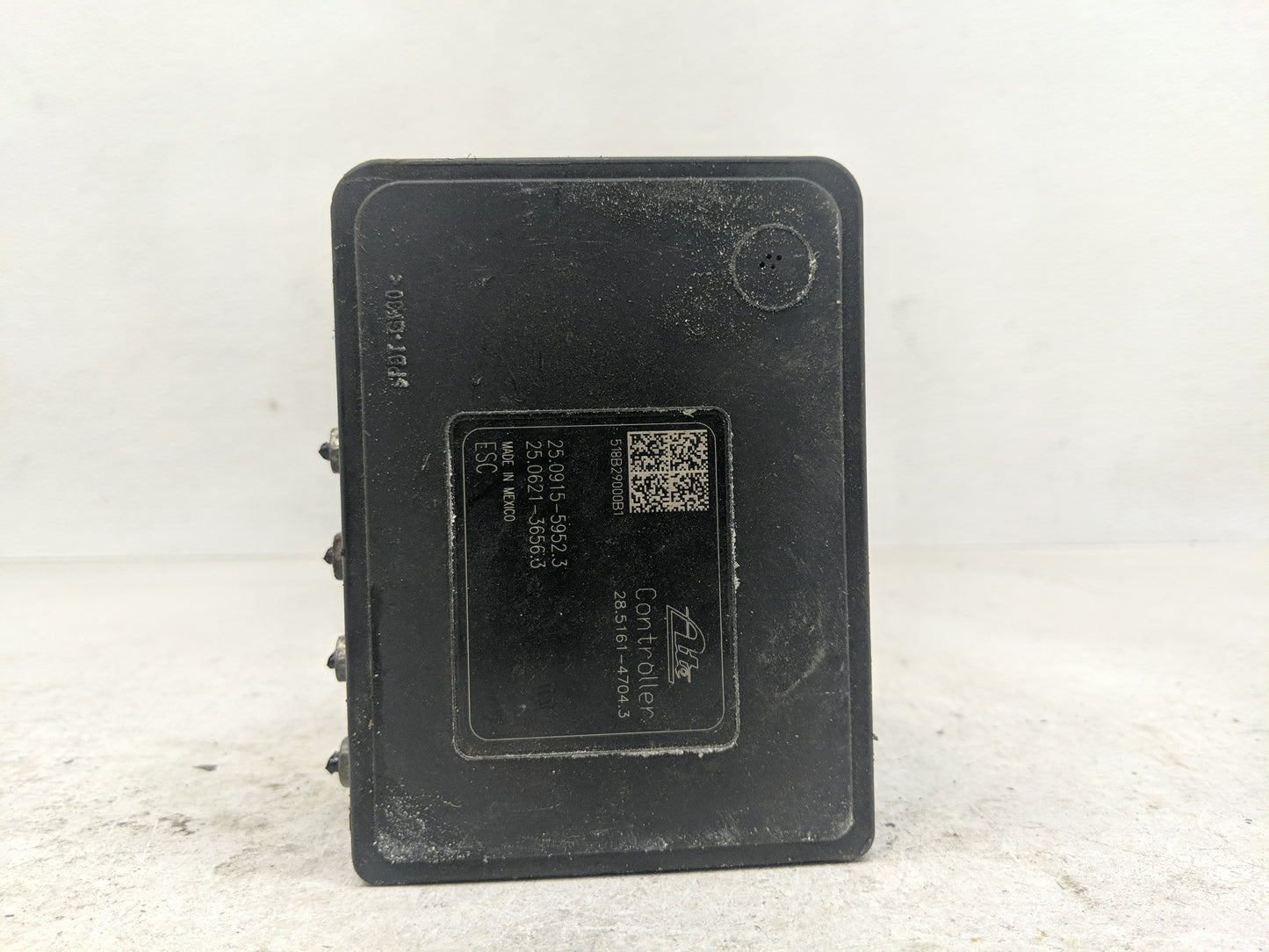 2019 Honda Odyssey ABS Pump Control Module Replacement P/N:57110THR A040M1 Fits OEM Used Auto Parts - Oemusedautoparts1.com