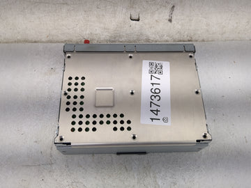 2019 Honda Pilot Radio AM FM Cd Player Receiver Replacement P/N:39540-TG7-AB13-M1 DNNS087, HYQDNNS087, TN468700-5792 Fits OEM Used Auto Parts