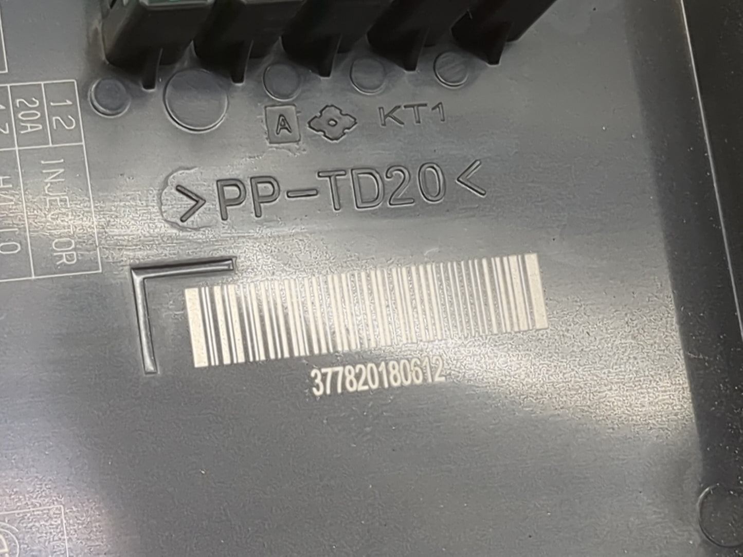 2017-2019 Honda Ridgeline Fusebox Fuse Box Panel Relay Module P/N:37820180612 Fits Fits 2017 2018 2019 OEM Used Auto Parts -