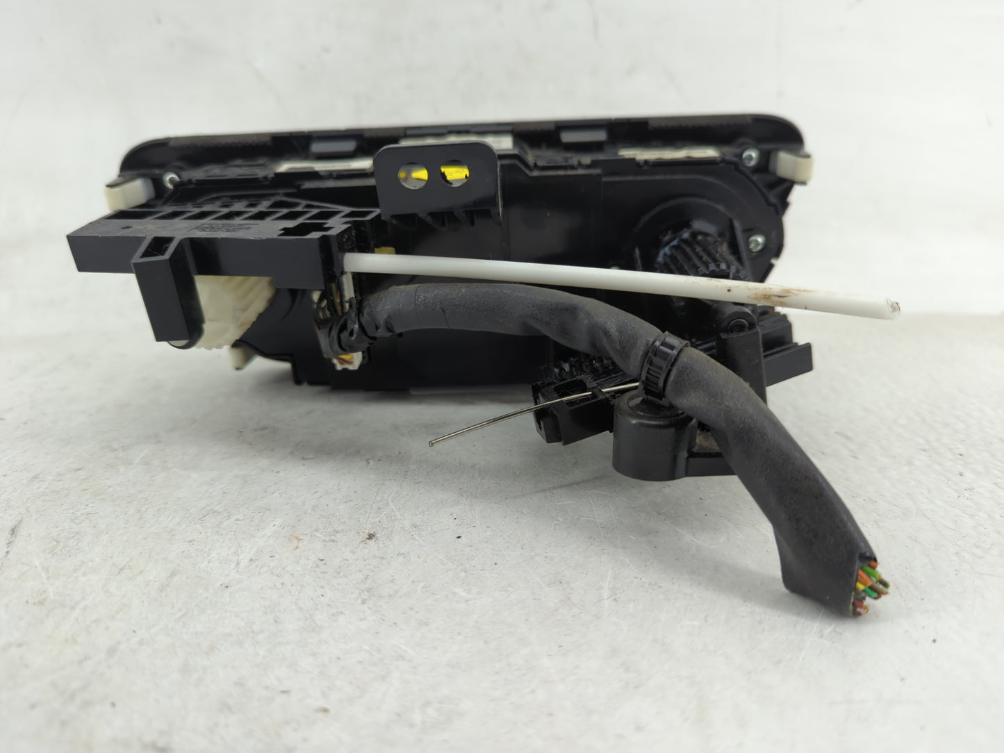 2018-2022 Hyundai Accent Climate Control Module Temperature AC/Heater Replacement P/N:97250J0000RDR Q029000M Fits OEM Used A