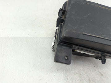 2018-2019 Hyundai Accent Fusebox Fuse Box Panel Relay Module P/N:P077Y4Y4 Fits Fits 2018 2019 OEM Used Auto Parts