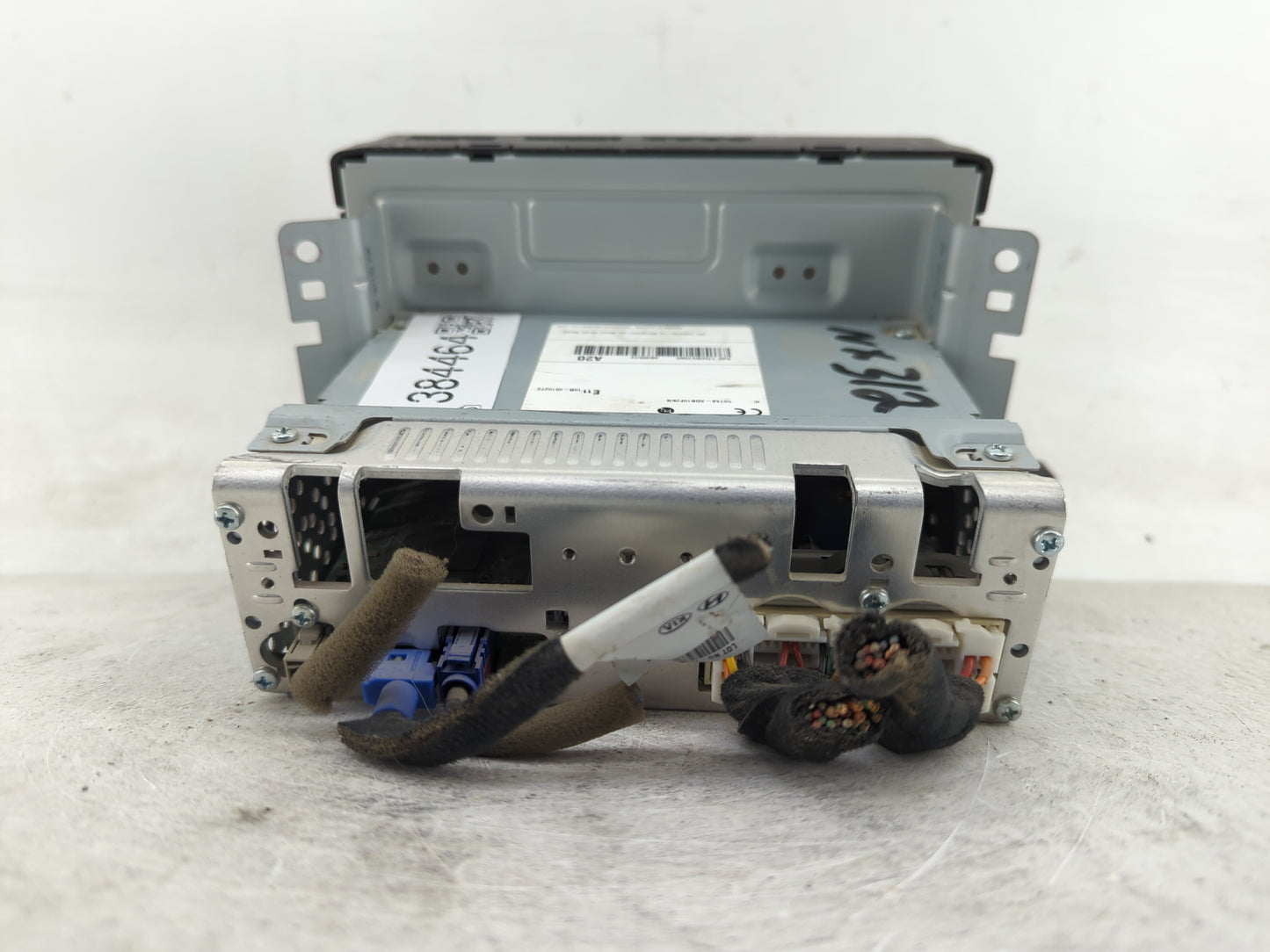 2019-2020 Hyundai Elantra Radio AM FM Cd Player Receiver Replacement P/N:96160F2CA0SSH Fits Fits 2019 2020 OEM Used Auto Par