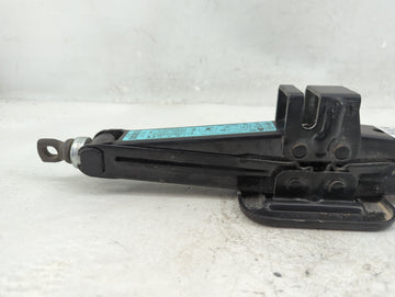 2019 Hyundai Elantra Spare Scissor Car Jack