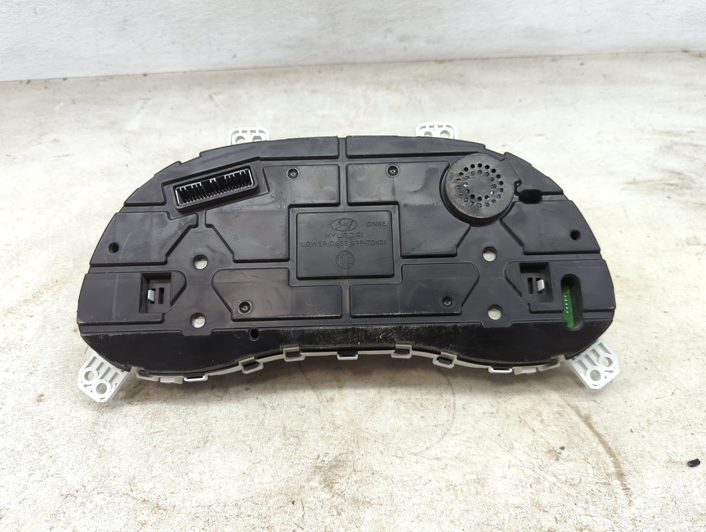 2019-2020 Hyundai Elantra Instrument Cluster Speedometer Gauges P/N:94041-F3070 TN157590-92201H Miles: Fits Fits 2019 2020 O