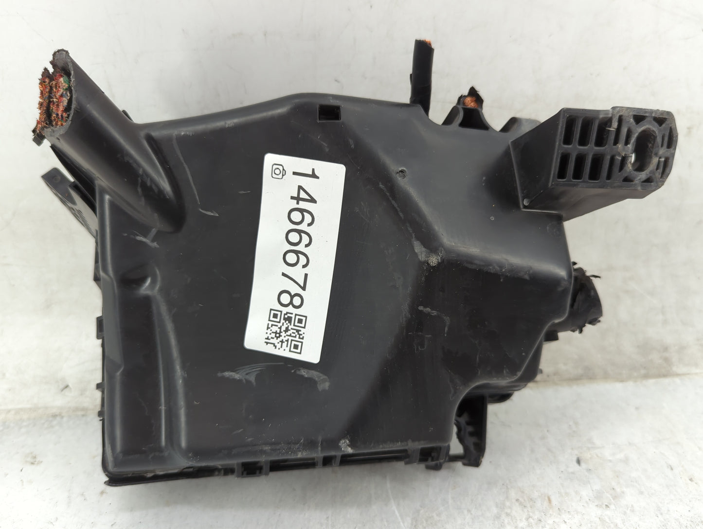2019-2020 Hyundai Elantra Fusebox Fuse Box Panel Relay Module P/N:91260F2300 I914134 Fits Fits 2019 2020 OEM Used Auto Parts