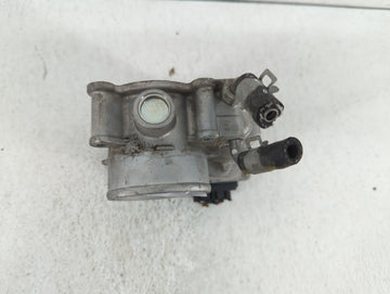 2011-2018 Hyundai Elantra Throttle Body P/N:35100-2E000 1302150124 Fits Fits 2011 2012 2013 2014 2015 2016 2017 2018 2019 OEM Used Auto Parts