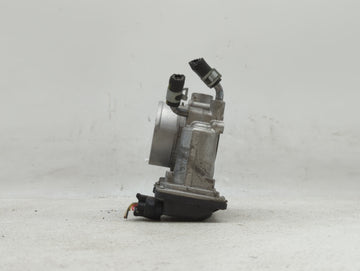 2011-2018 Hyundai Elantra Throttle Body P/N:35100-2E000 1302150124 Fits Fits 2011 2012 2013 2014 2015 2016 2017 2018 2019 OEM Used Auto Parts