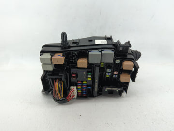 2019-2020 Hyundai Elantra Fusebox Fuse Box Panel Relay Module P/N:91210F3300AA Fits Fits 2019 2020 OEM Used Auto Parts