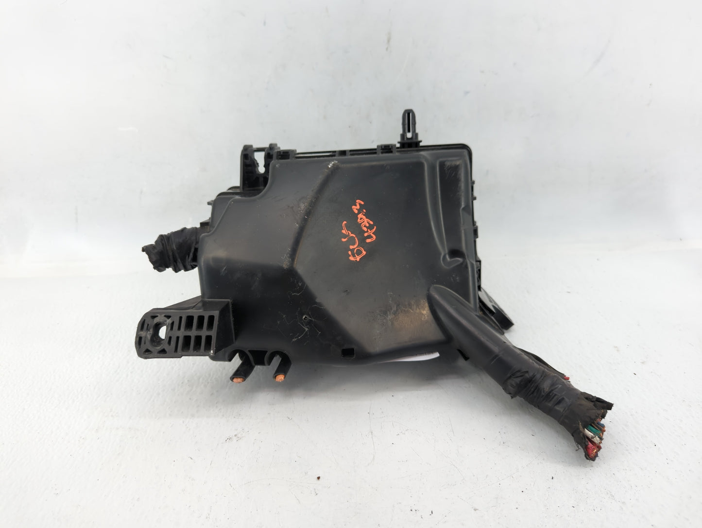 2019-2020 Hyundai Elantra Fusebox Fuse Box Panel Relay Module P/N:91210F3300AA Fits Fits 2019 2020 OEM Used Auto Parts - Oem