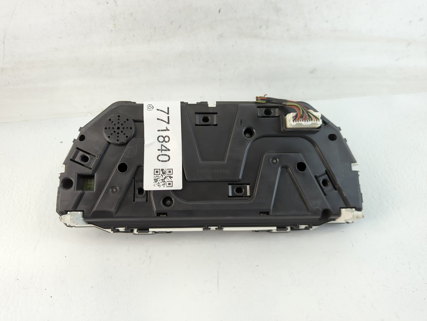 2019-2020 Hyundai Elantra Instrument Cluster Speedometer Gauges P/N:A3C01258201 8100C657, 0302273 Fits Fits 2019 2020 OEM Us