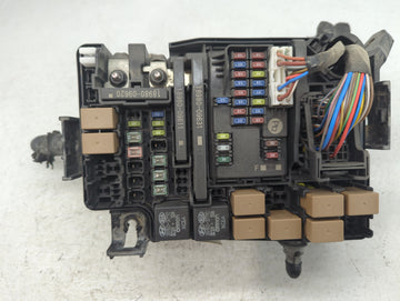 2019 Hyundai Elantra Fusebox Fuse Box Panel Relay Module Fits OEM Used Auto Parts
