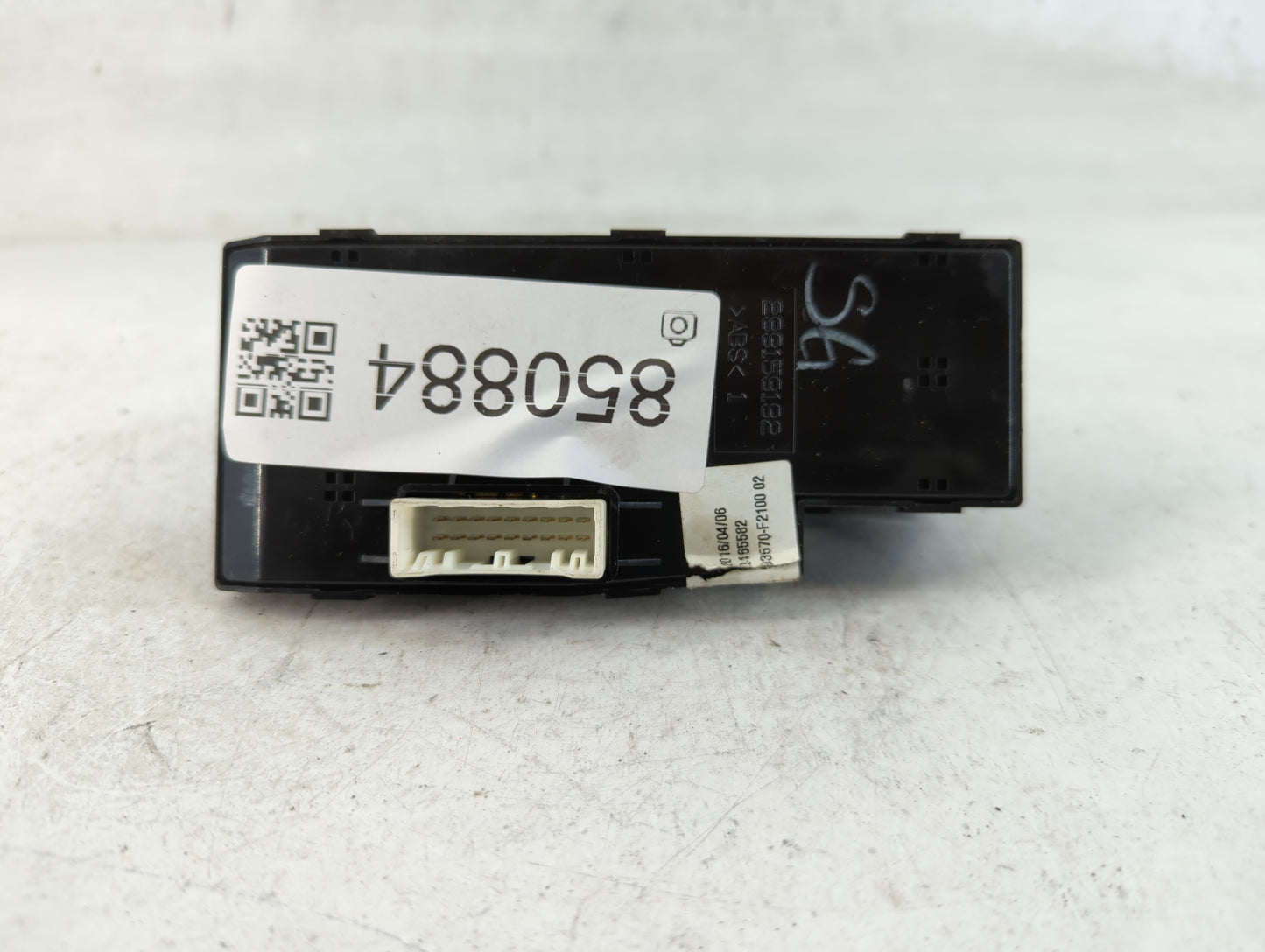 2017-2020 Hyundai Elantra Master Power Window Switch Replacement Driver Side Left P/N:93570-F2100 Fits Fits 2017 2018 2019 2
