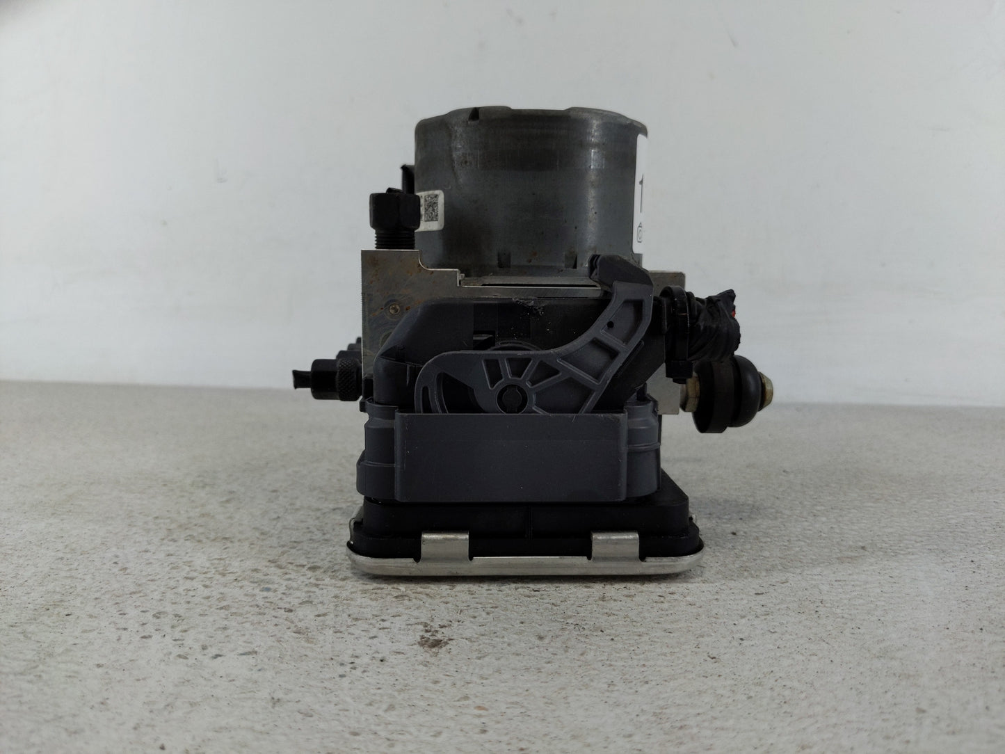 2018-2021 Hyundai Kona ABS Pump Control Module Replacement P/N:58900-J9100 Fits Fits 2018 2019 2020 2021 OEM Used Auto Parts