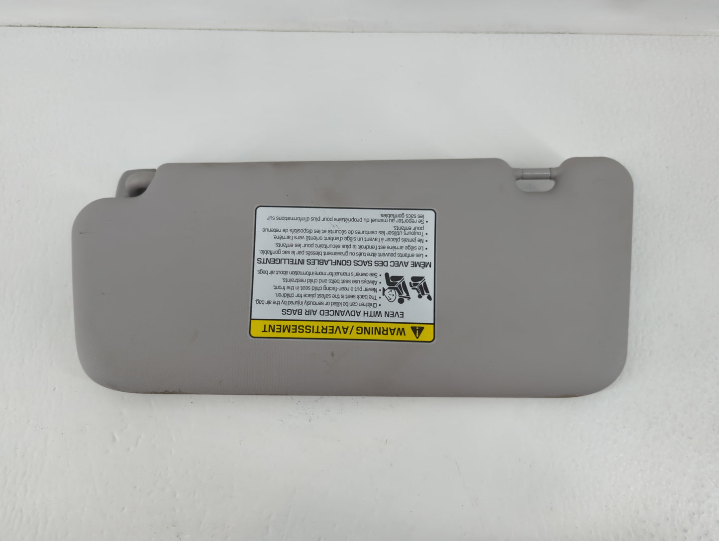 2018-2021 Hyundai Kona Sun Visor Shade Replacement Passenger Right Mirror Fits Fits 2018 2019 2020 2021 OEM Used Auto Parts