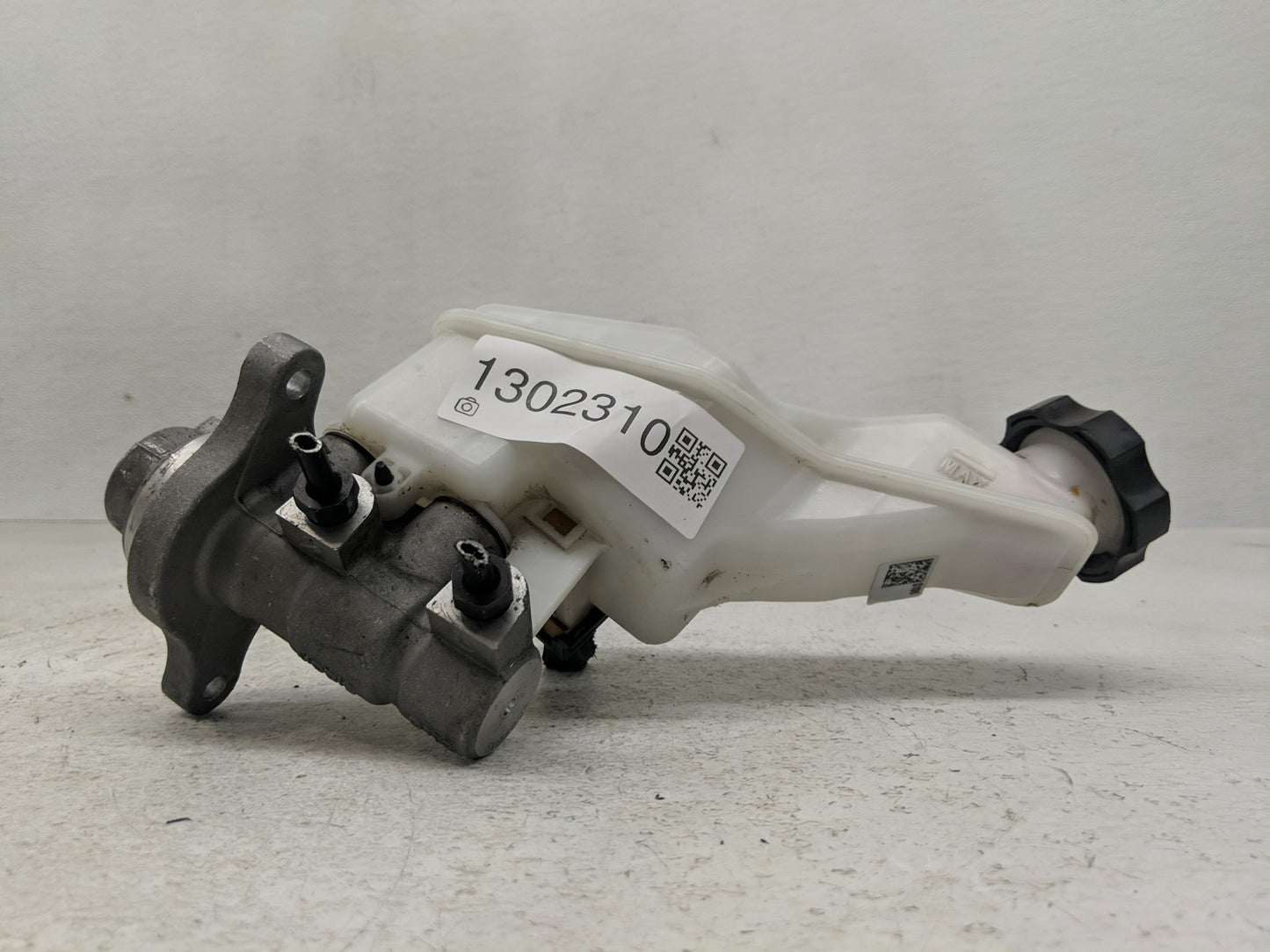 2019-2020 Hyundai Santa Fe Brake Master Cylinder 1302310 - Oemusedautoparts1.com