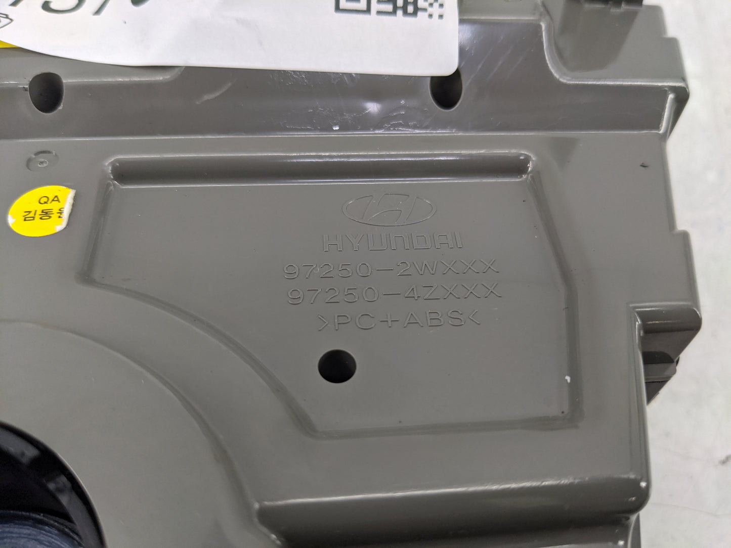2019-2020 Hyundai Santa Fe Climate Control Module Temperature AC/Heater Replacement P/N:97250-4ZXXX 97250-2WXXX Fits OEM Use