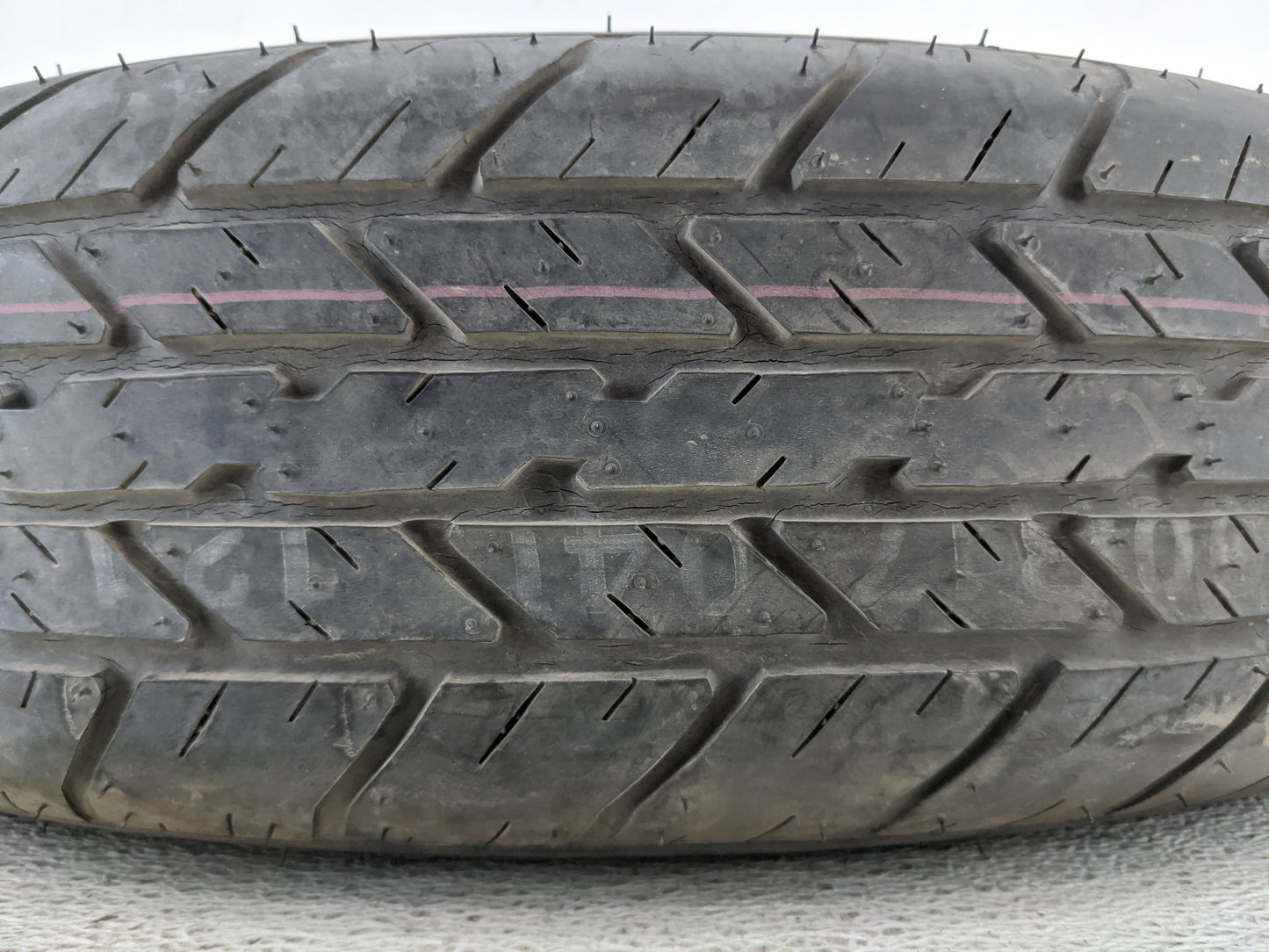 Hyundai Santa Fe Spare Donut Tire Wheel Rim Oem 1455289 - Oemusedautoparts1.com