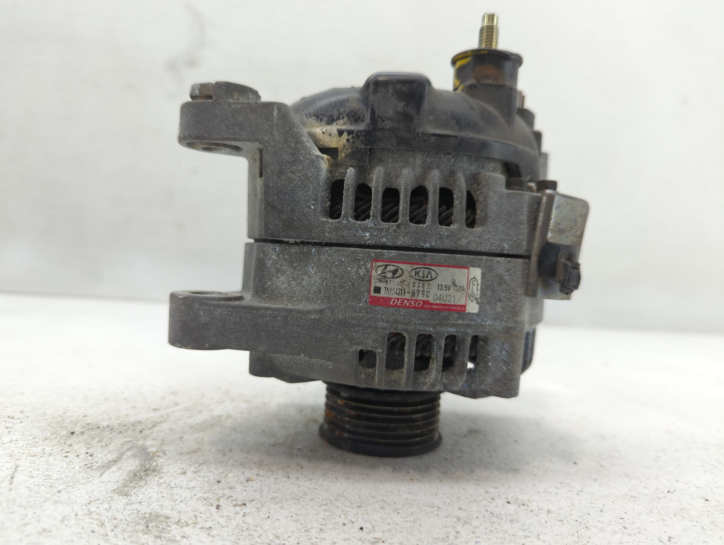 2019-2020 Hyundai Santa Fe Alternator Replacement Generator Charging Assembly Engine OEM P/N:TN104211-8790 Fits OEM Used Aut