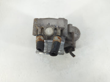 2019-2020 Hyundai Santa Fe Throttle Body P/N:0 280 750 616 35100-2G610 Fits Fits 2015 2016 2017 2018 2019 2020 2021 OEM Used Auto Parts