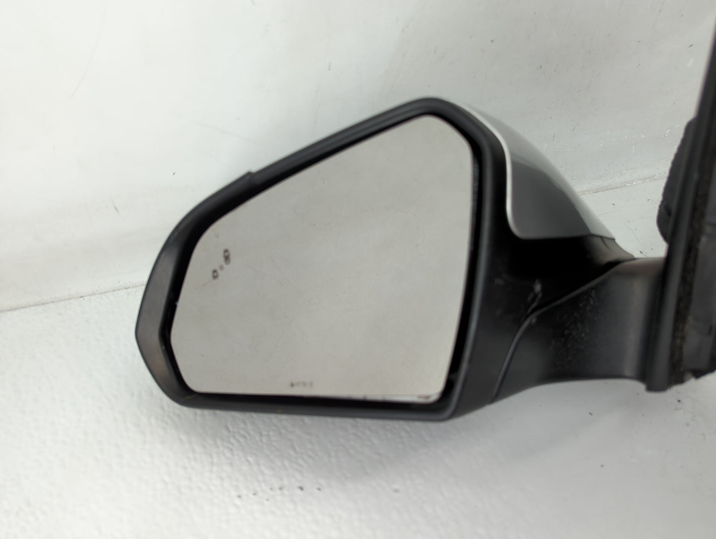 2018-2019 Hyundai Sonata Side Mirror Replacement Driver Left View Door Mirror P/N:87610C260Y8S Fits Fits 2018 2019 OEM Used