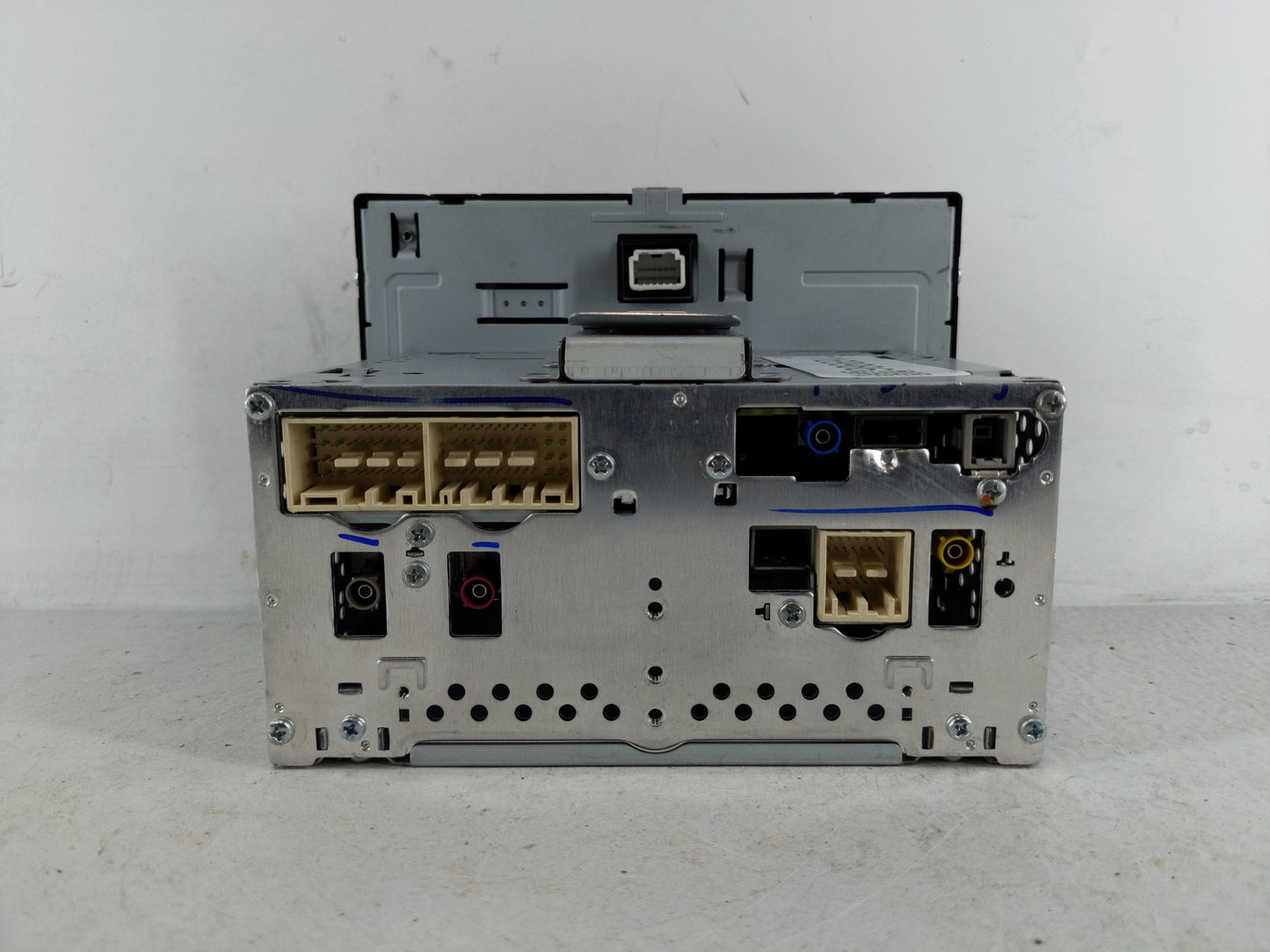 2018-2019 Hyundai Sonata Radio AM FM Cd Player Receiver Replacement P/N:96160C2UA04X Fits Fits 2018 2019 OEM Used Auto Parts