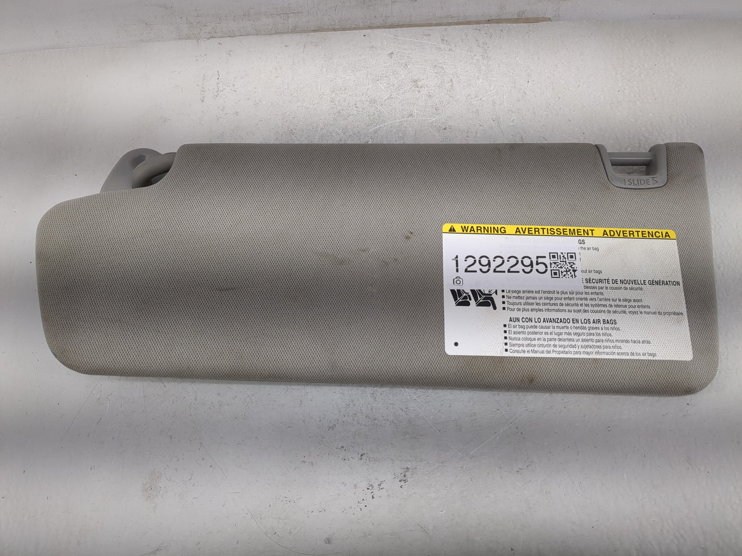 2016-2019 Hyundai Sonata Sun Visor Shade Replacement Passenger Right Mirror Fits Fits 2016 2017 2018 2019 OEM Used Auto Part
