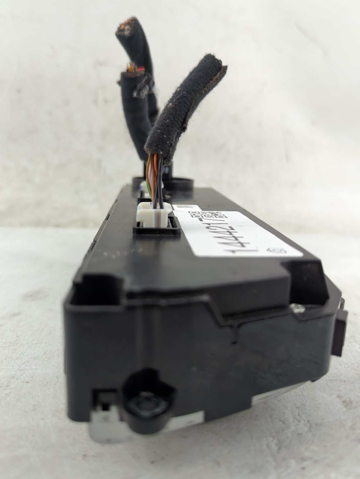 2018-2019 Hyundai Sonata Climate Control Module Temperature AC/Heater Replacement P/N:97250-C2AA0ZL5 Fits Fits 2018 2019 OEM