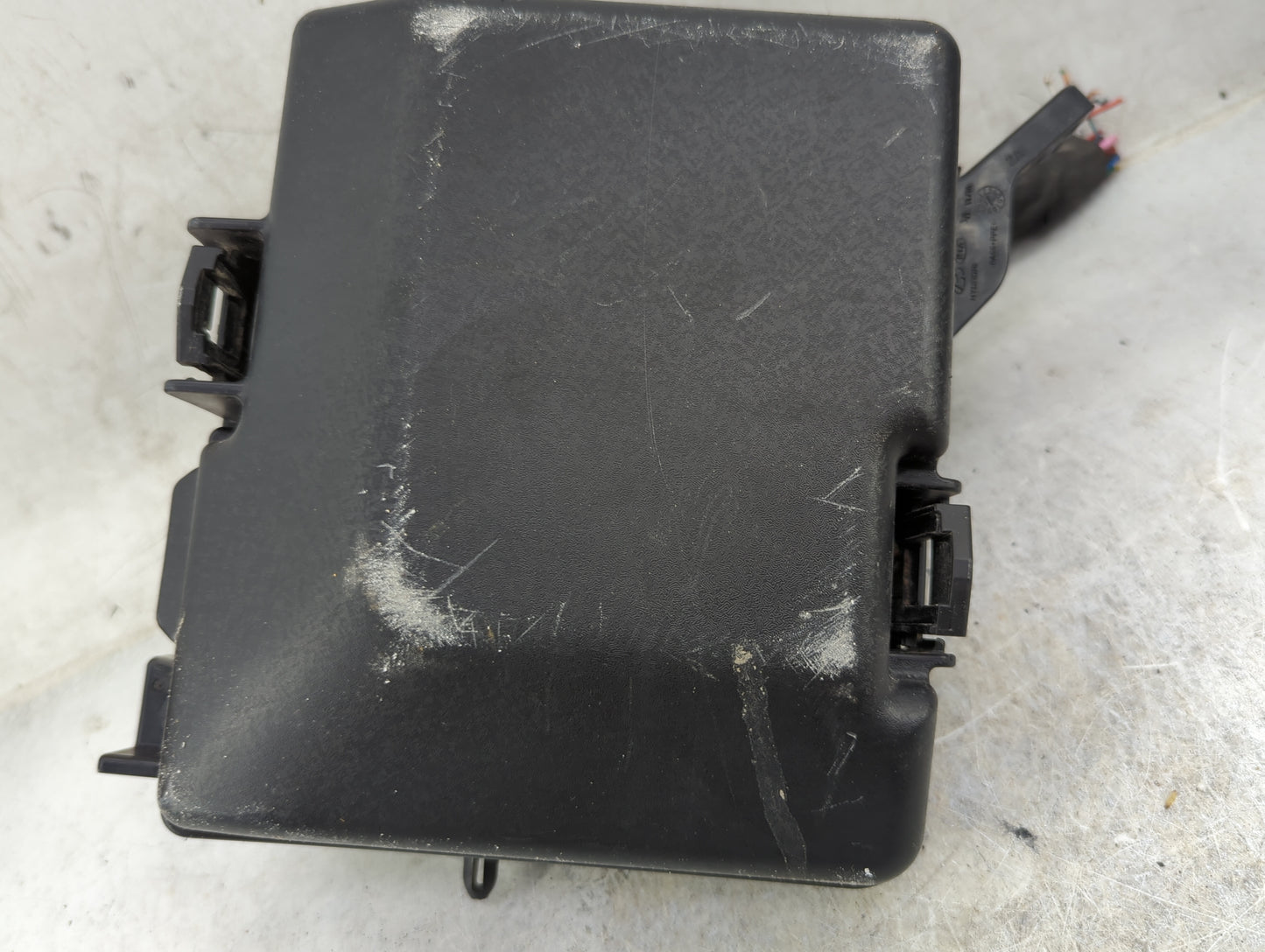 2015 Hyundai Sonata Fusebox Fuse Box Panel Relay Module P/N:6423-0102-7-000 Fits OEM Used Auto Parts - Oemusedautoparts1.com
