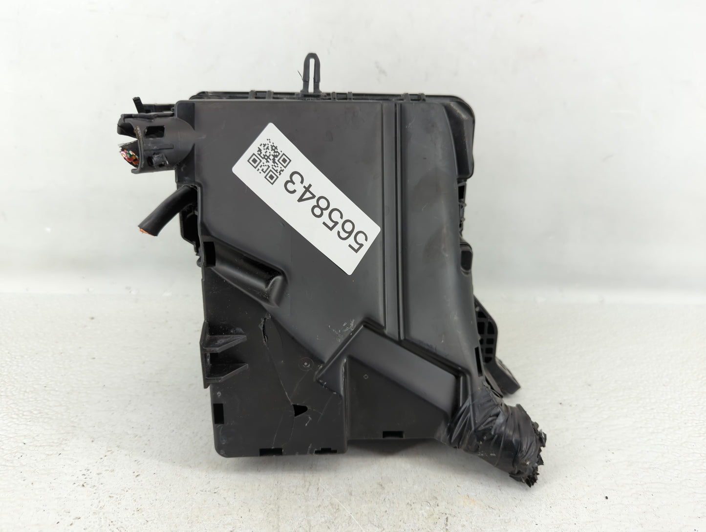 2018-2019 Hyundai Sonata Fusebox Fuse Box Panel Relay Module P/N:91951-C2850 Fits Fits 2018 2019 OEM Used Auto Parts - Oemus