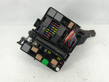 2018-2019 Hyundai Sonata Fusebox Fuse Box Panel Relay Module P/N:6423-0102-7-000 Fits Fits 2018 2019 OEM Used Auto Parts