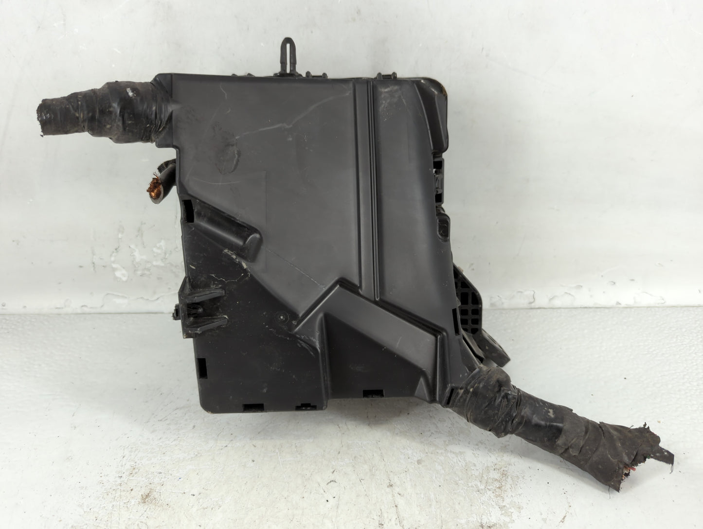 2018-2019 Hyundai Sonata Fusebox Fuse Box Panel Relay Module P/N:91951-C2850 Fits Fits 2018 2019 OEM Used Auto Parts - Oemus