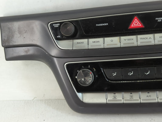 2018-2019 Hyundai Sonata Climate Control Module Temperature AC/Heater Replacement P/N:84510-C2AB0 Fits Fits 2018 2019 OEM Used Auto Parts