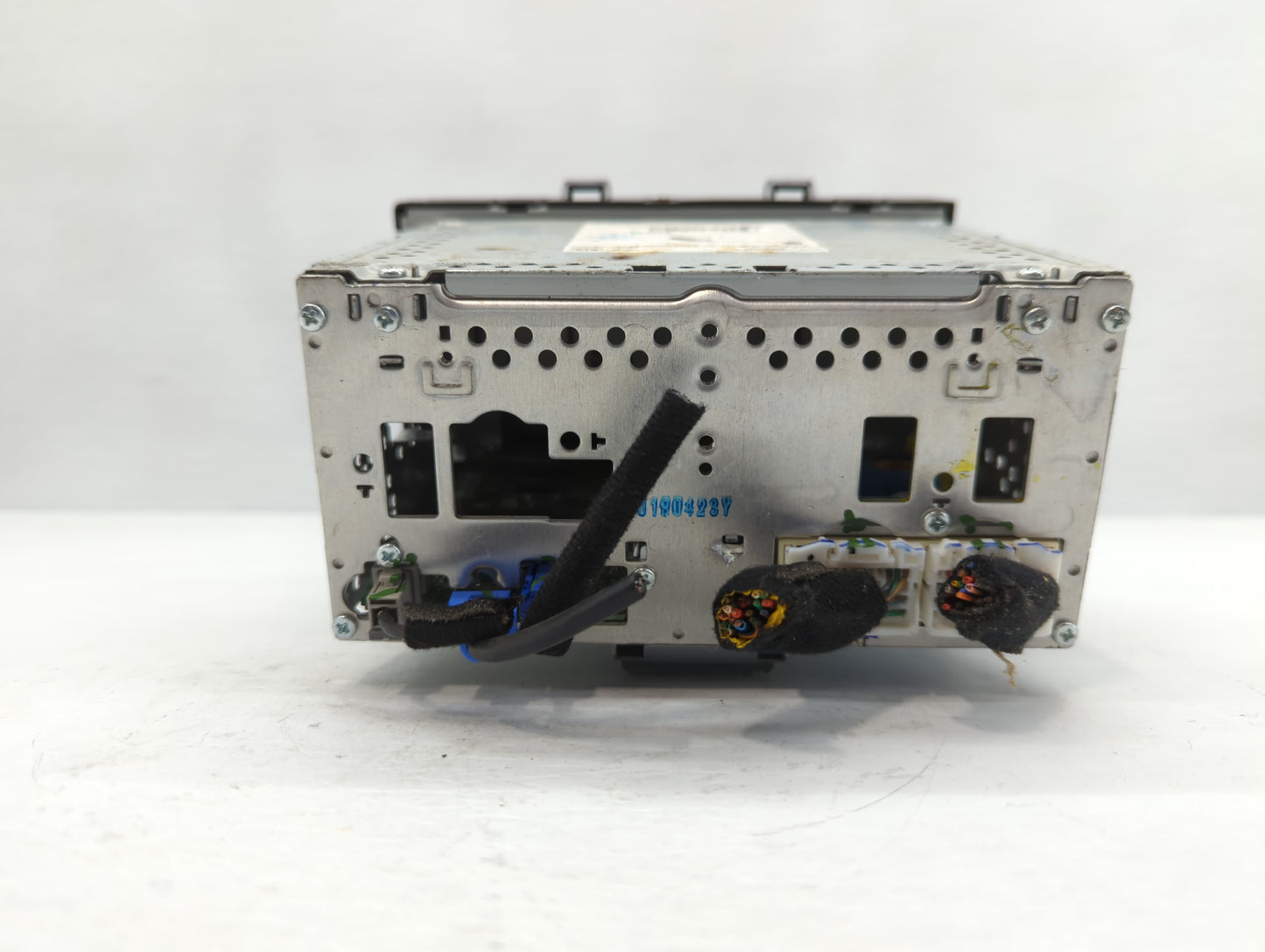 2018-2019 Hyundai Sonata Radio AM FM Cd Player Receiver Replacement P/N:96150C2UA04X Fits Fits 2018 2019 OEM Used Auto Parts