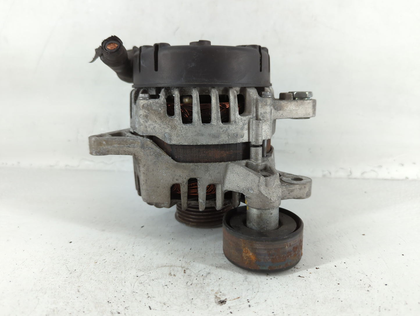 2016-2021 Hyundai Tucson Alternator Replacement Generator Charging Assembly Engine OEM P/N:37300-2E820 2624670 Fits OEM Used