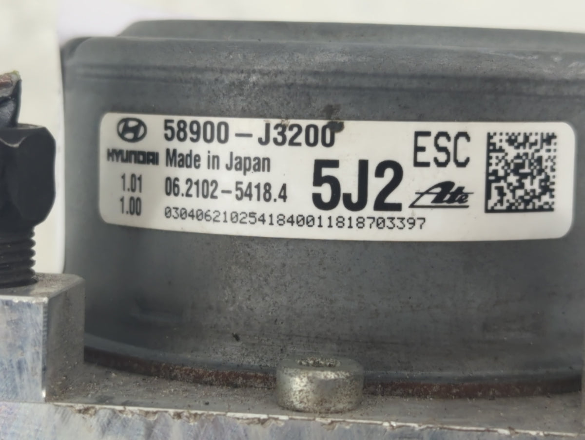 2019-2020 Hyundai Veloster Anti-Lock Brake ABS Pump Module Actuator OEM P/N:58900-J3200 Fits Fits 2019 2020 OEM Used Auto Pa