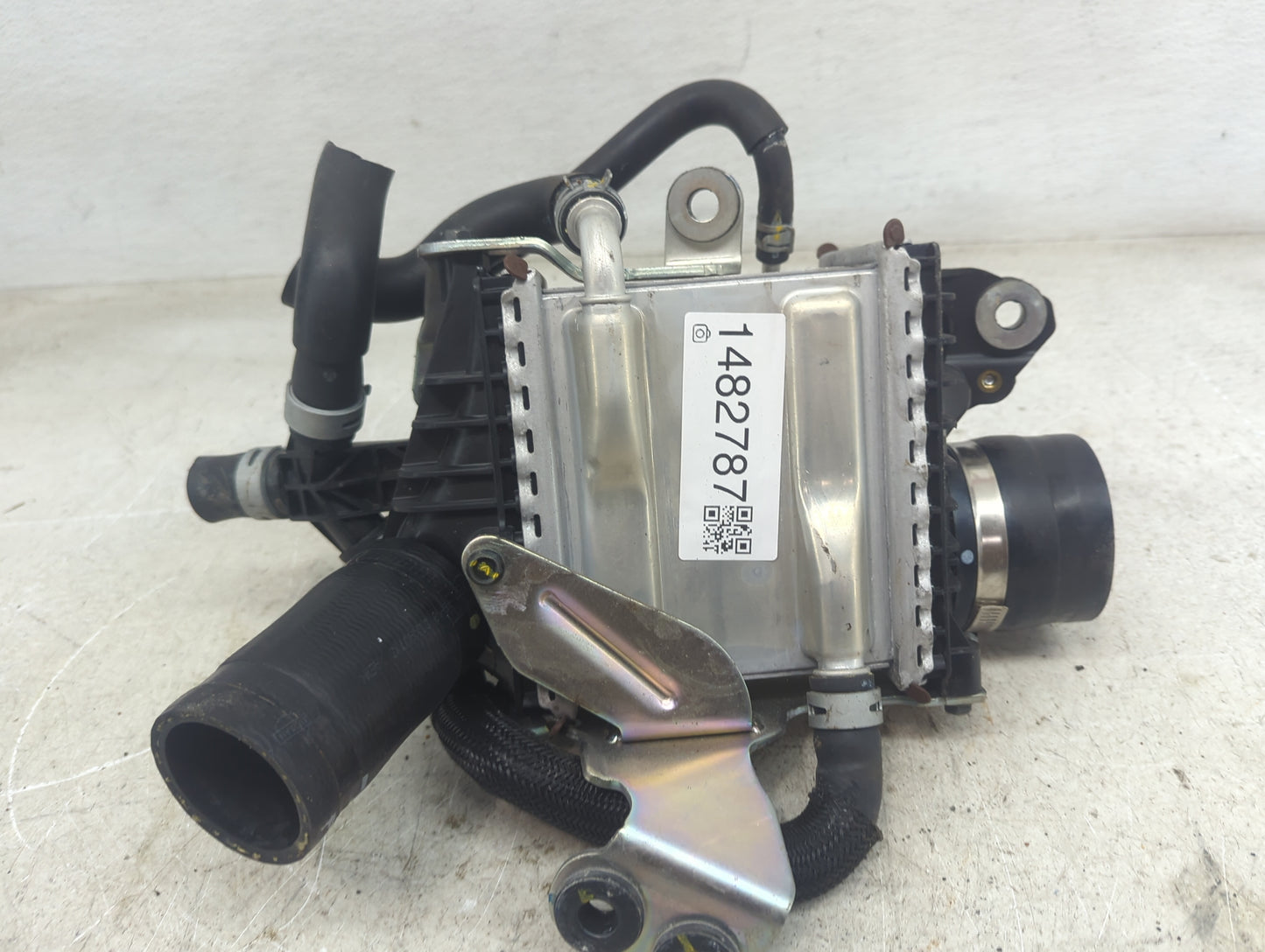 2019 Infiniti Q50 Turbo Intercooler - Oemusedautoparts1.com