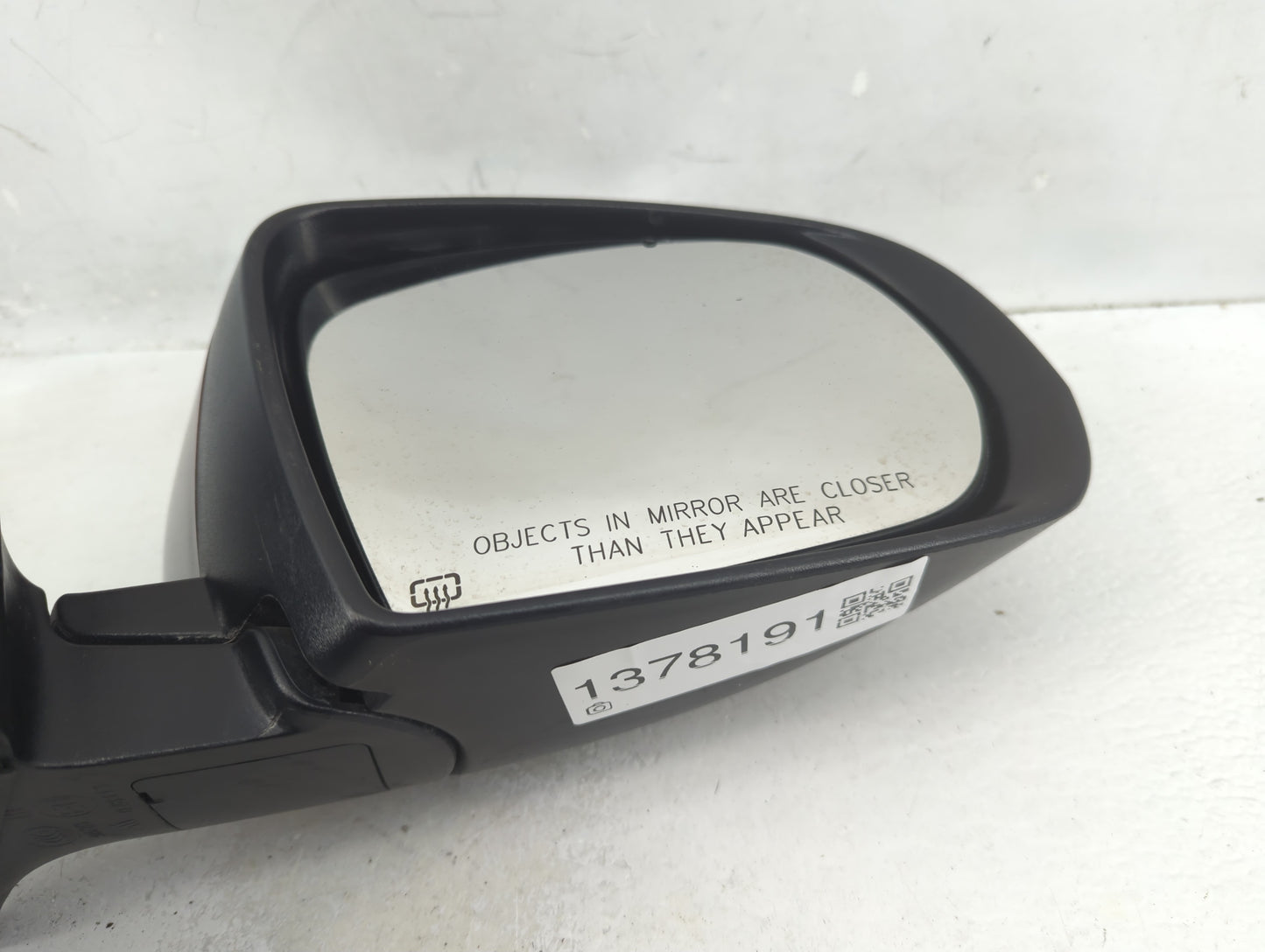 2014-2021 Jeep Cherokee Passenger Side View Mirror - Right Door Mirror OEM Used - Oemusedautoparts1.com