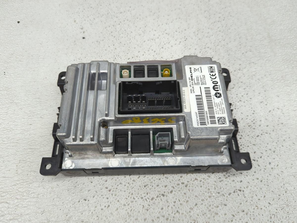 2019 Jeep Cherokee Information Radio Display Screen 1457160 - Oemusedautoparts1.com