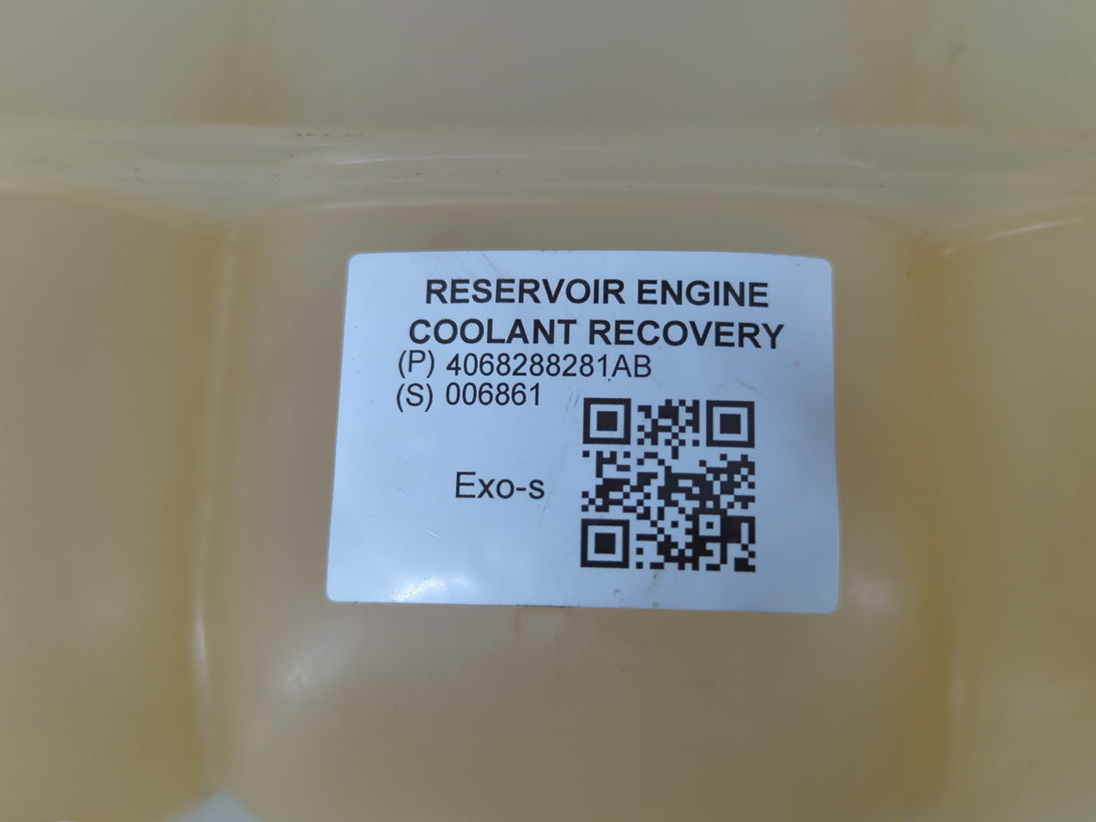 2019-2022 Jeep Cherokee Radiator Coolant Overflow Expansion Tank Bottle 724008 - Oemusedautoparts1.com